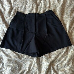 Abercrombie wide leg shorts, NWT.